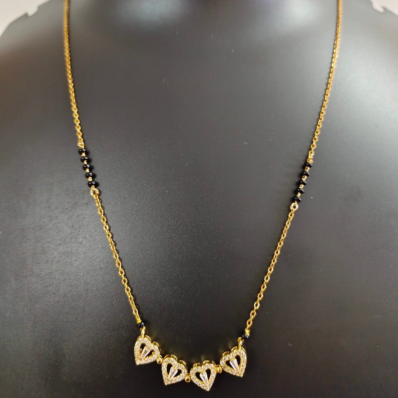 Hearts cum Four-Leaf Clover Mangalsutra